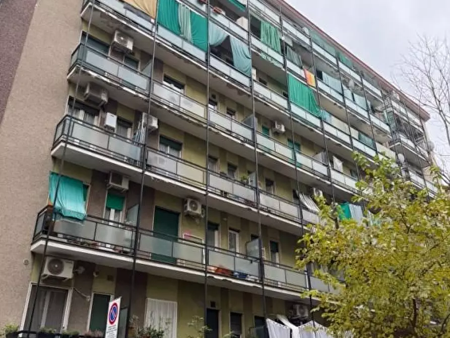 Immagine 1 di Appartamento in vendita  a Milano