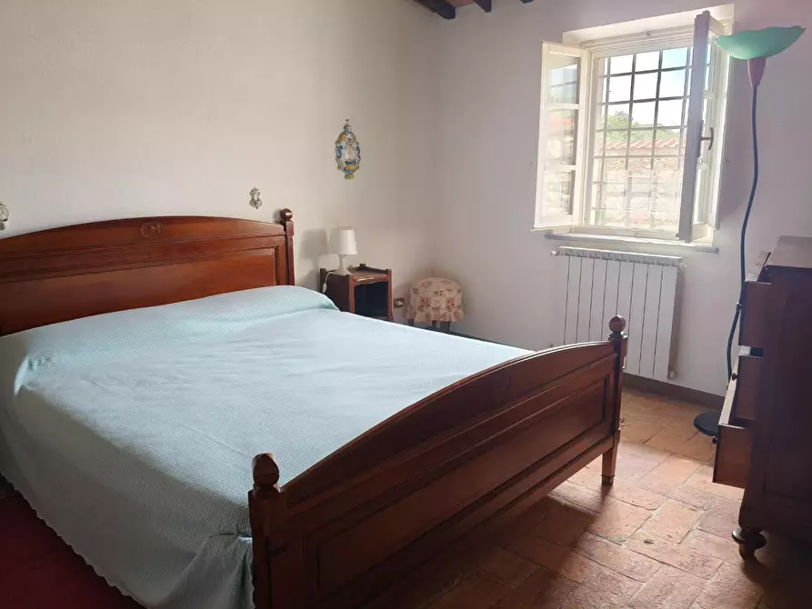 Immagine 15 di Villa in vendita  a Seravezza