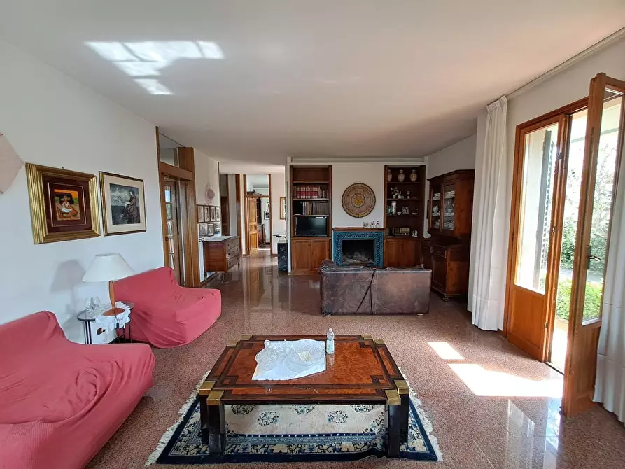 Immagine 4 di Casa bifamiliare in vendita  a Poggibonsi