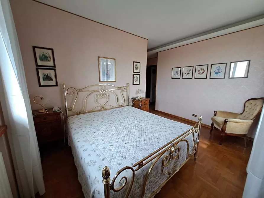 Immagine 8 di Casa bifamiliare in vendita  a Poggibonsi