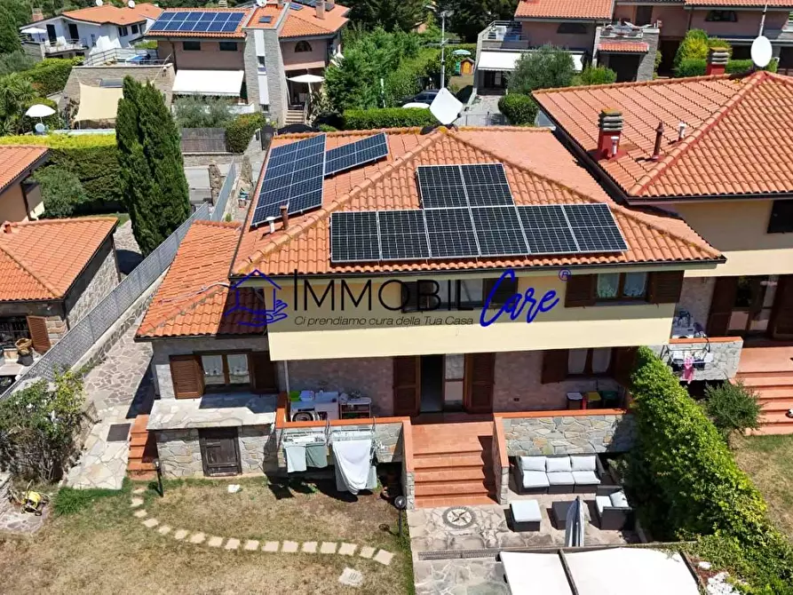 Immagine 38 di Villetta a schiera in vendita  a Livorno