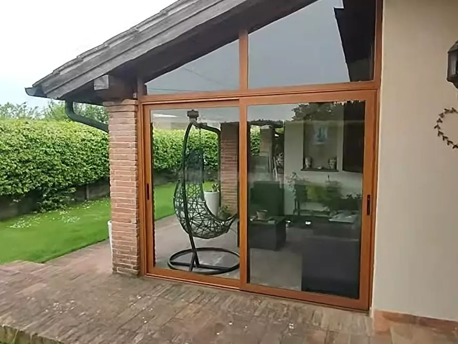 Immagine 1 di Villa in vendita  a Castelfranco Di Sotto