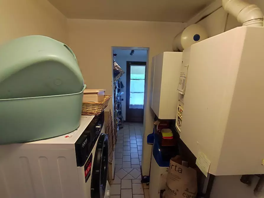 Immagine 27 di Villa in vendita  a Castelfranco Di Sotto