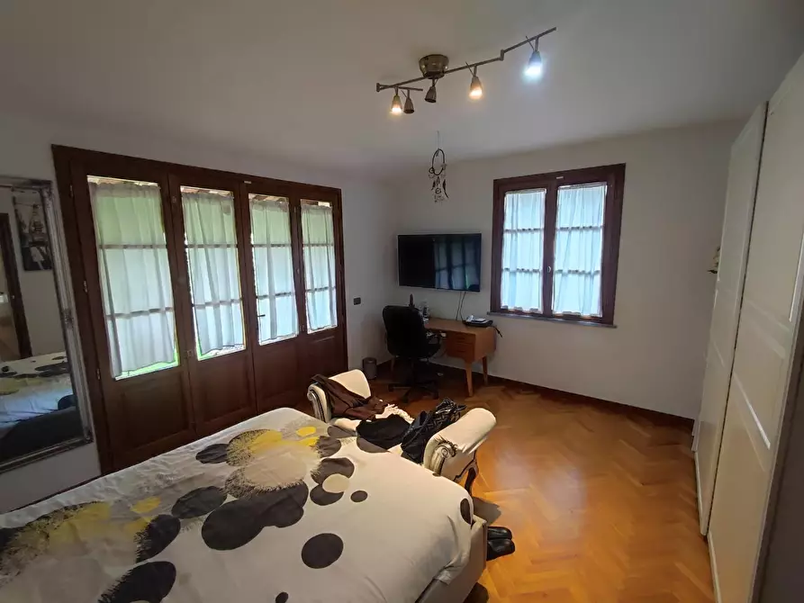 Immagine 22 di Villa in vendita  a Castelfranco Di Sotto
