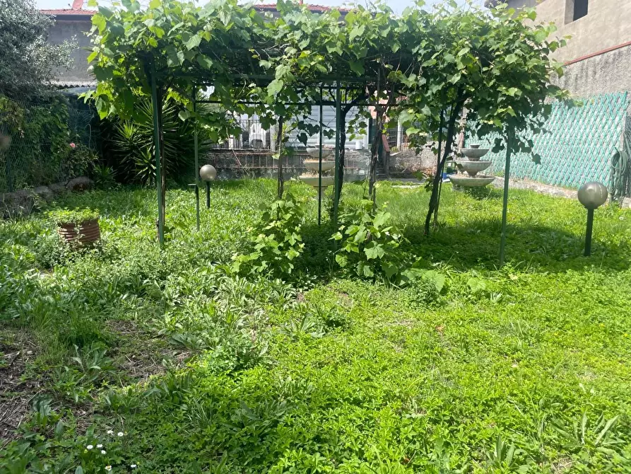 Immagine 8 di Casa indipendente in vendita  a Ortonovo