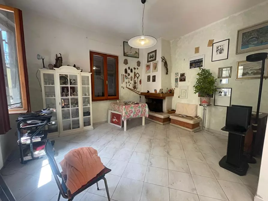 Immagine 12 di Casa indipendente in vendita  a Ortonovo