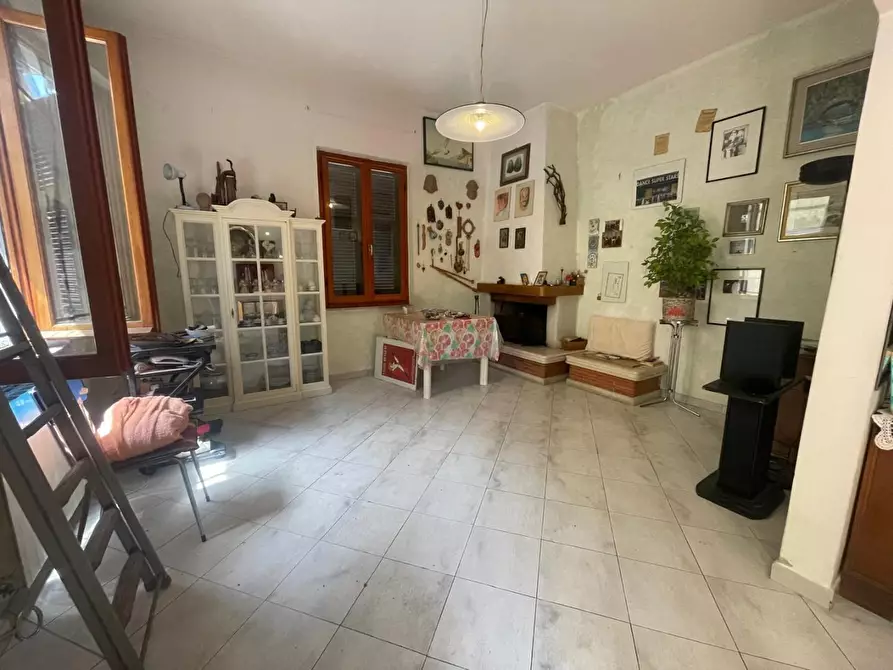 Immagine 13 di Casa indipendente in vendita  a Ortonovo