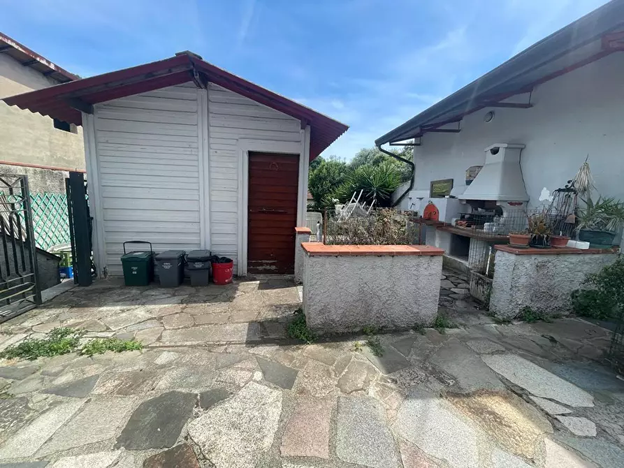 Immagine 5 di Casa indipendente in vendita  a Ortonovo