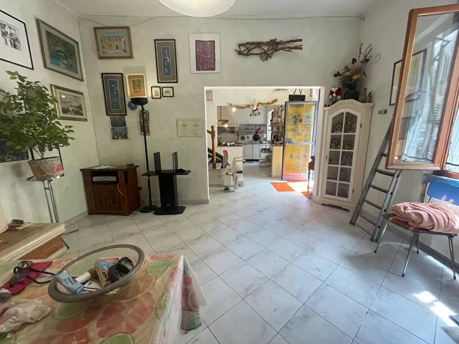 Immagine 14 di Casa indipendente in vendita  a Ortonovo