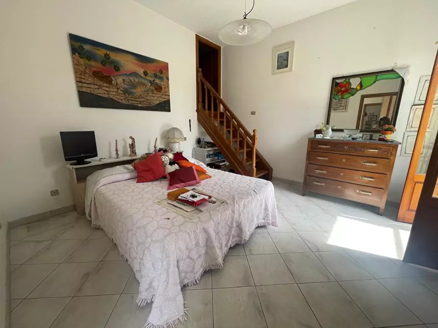 Immagine 19 di Casa indipendente in vendita  a Ortonovo
