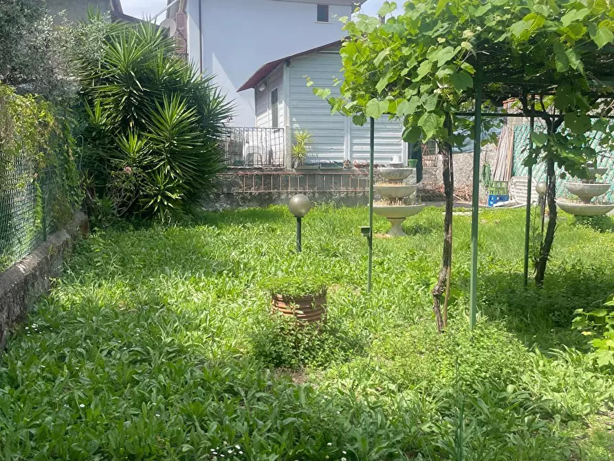Immagine 1 di Casa indipendente in vendita  a Ortonovo