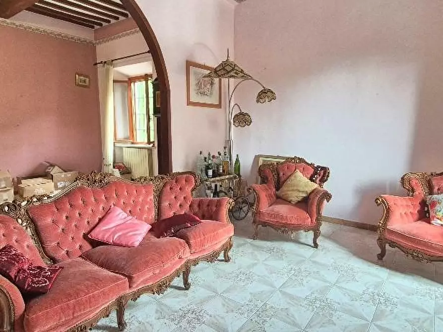Immagine 10 di Appartamento in vendita  a Calci