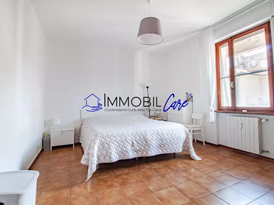 Immagine 25 di Appartamento in vendita  a Livorno