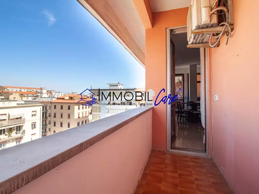 Immagine 11 di Appartamento in vendita  a Livorno