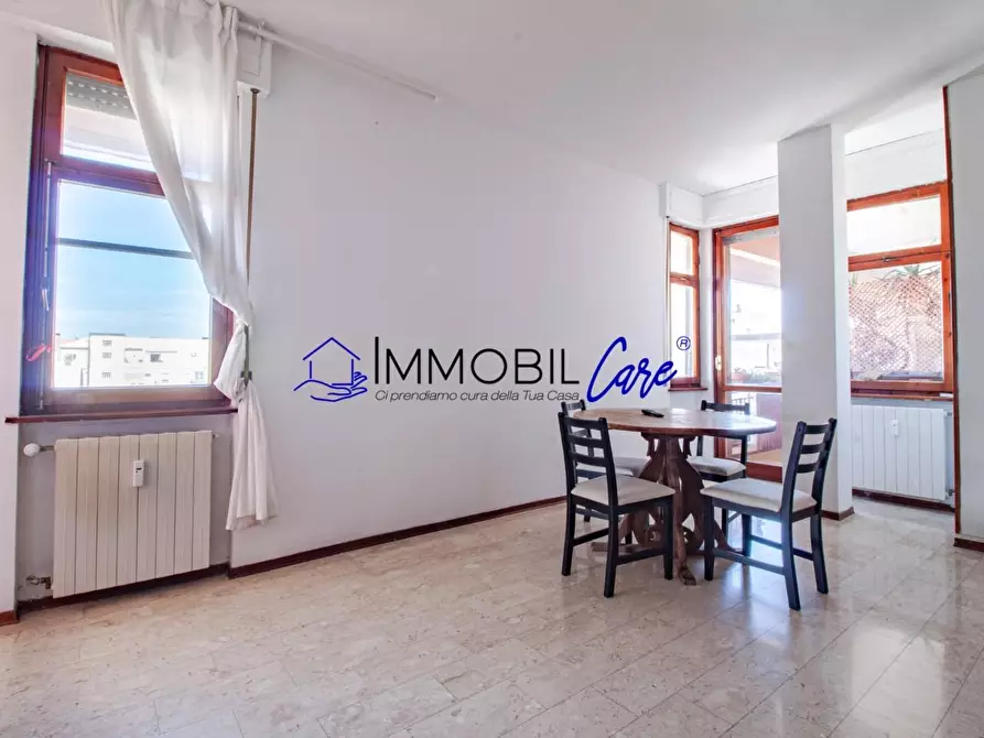 Immagine 12 di Appartamento in vendita  a Livorno