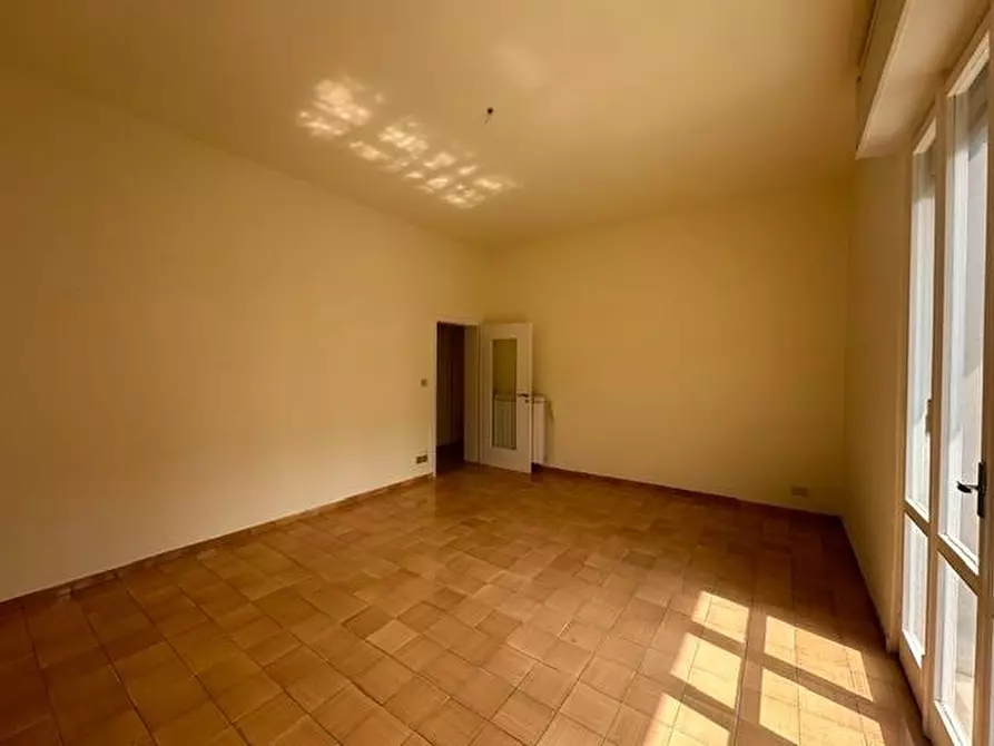 Immagine 4 di Appartamento in vendita  a Pisa