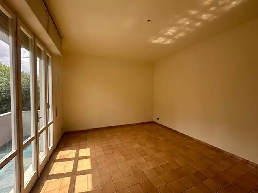 Immagine 2 di Appartamento in vendita  a Pisa