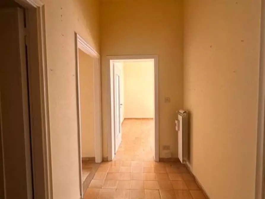 Immagine 12 di Appartamento in vendita  a Pisa