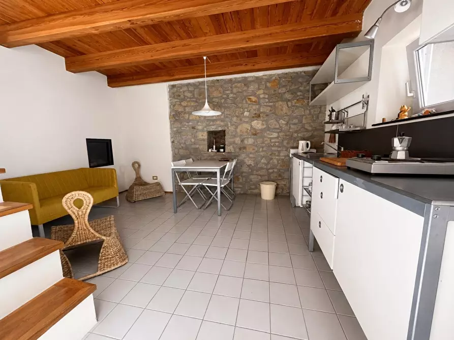 Immagine 7 di Casa semindipendente in vendita  a La Spezia