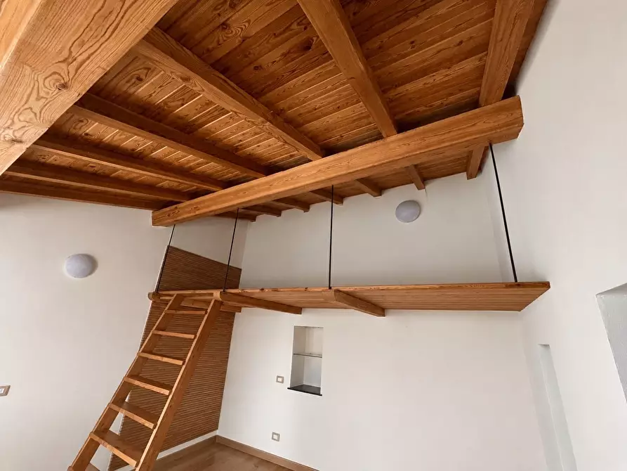 Immagine 24 di Casa semindipendente in vendita  a La Spezia