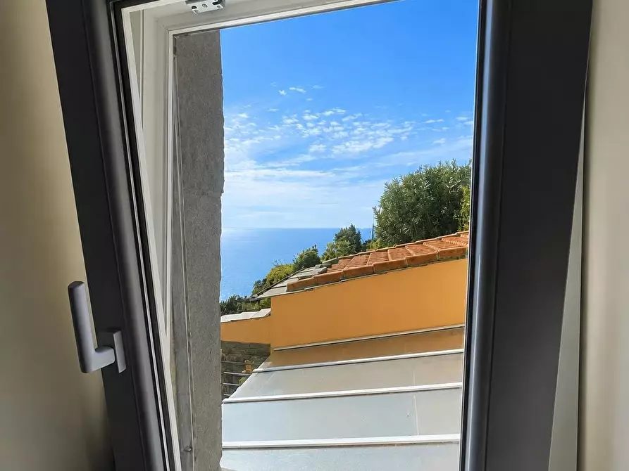 Immagine 23 di Casa semindipendente in vendita  a La Spezia