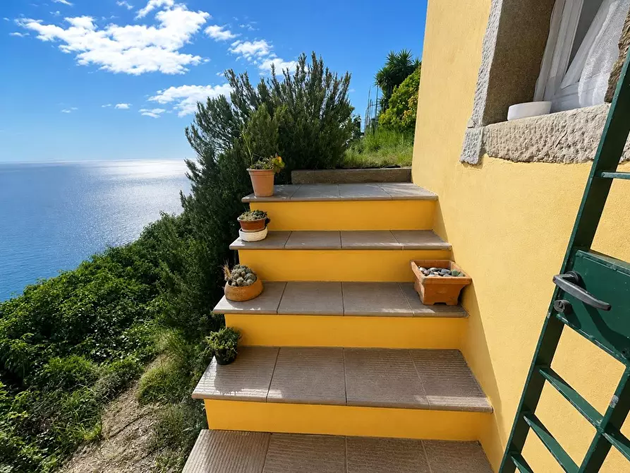 Immagine 32 di Casa semindipendente in vendita  a La Spezia