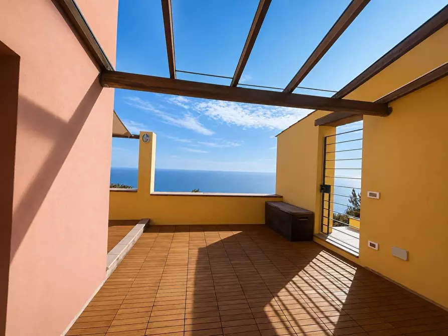 Immagine 29 di Casa semindipendente in vendita  a La Spezia