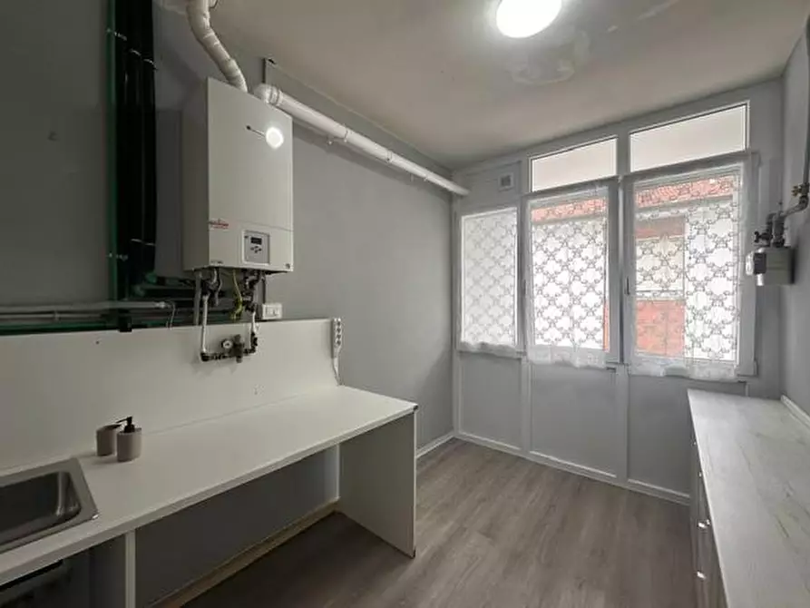 Immagine 5 di Appartamento in vendita  a Pisa