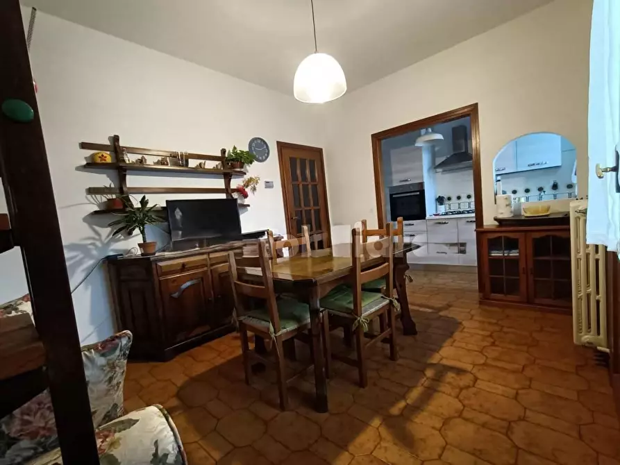 Immagine 1 di Casa bifamiliare in vendita  a Pisa