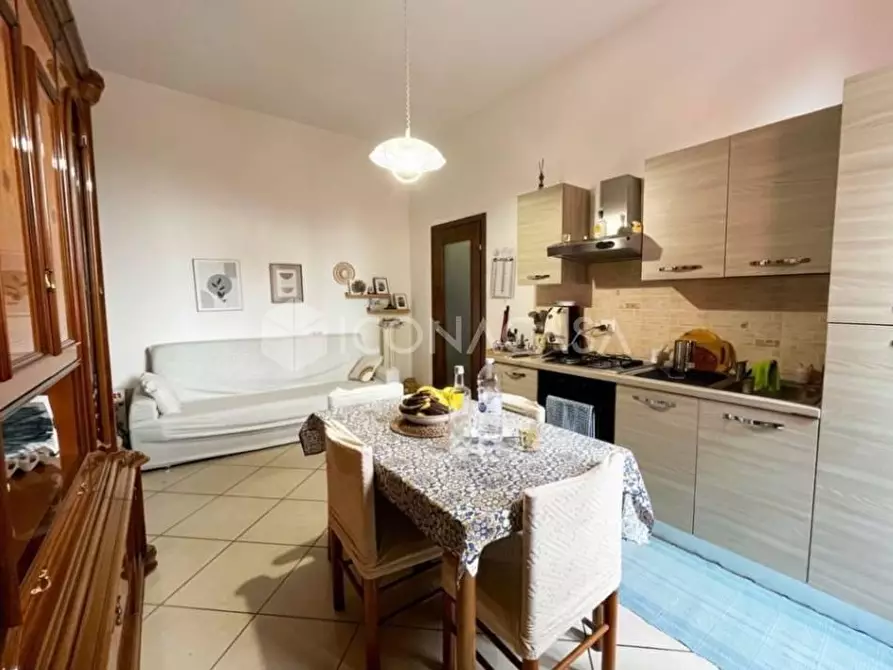 Immagine 2 di Appartamento in vendita  a Pontedera