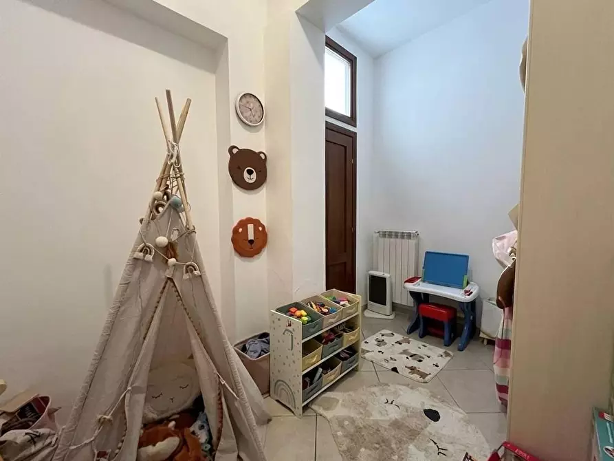 Immagine 13 di Appartamento in vendita  a Pontedera