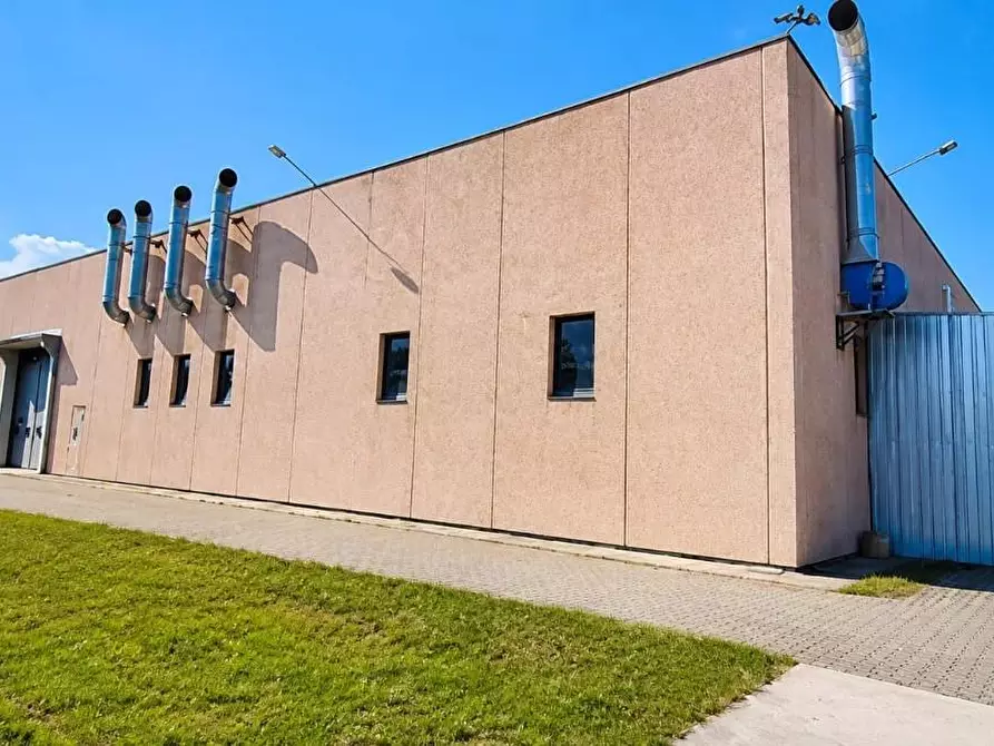 Immagine 4 di Capannone industriale in vendita  a Vignate