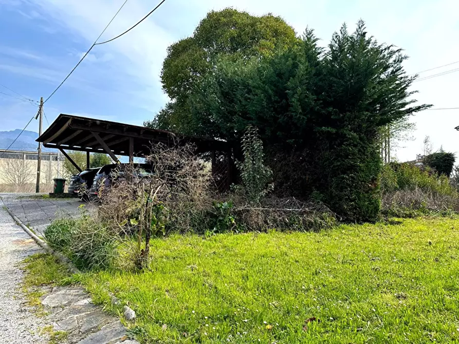 Immagine 34 di Casa indipendente in vendita  a Capannori