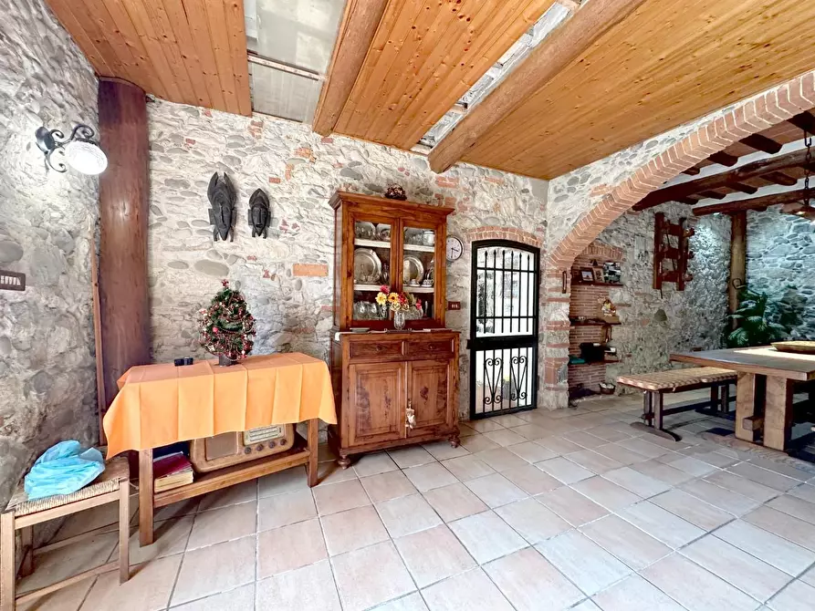 Immagine 5 di Casa indipendente in vendita  a Capannori