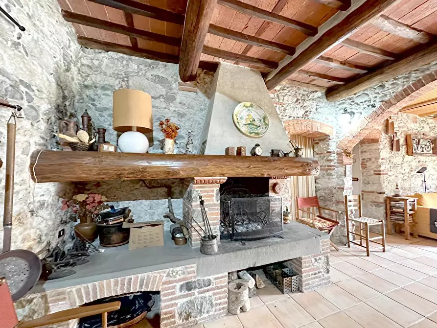 Immagine 8 di Casa indipendente in vendita  a Capannori