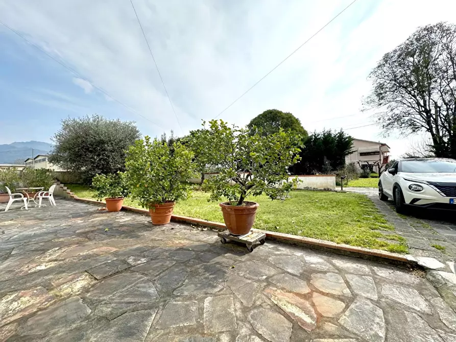 Immagine 35 di Casa indipendente in vendita  a Capannori