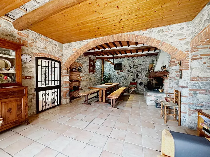 Immagine 4 di Casa indipendente in vendita  a Capannori