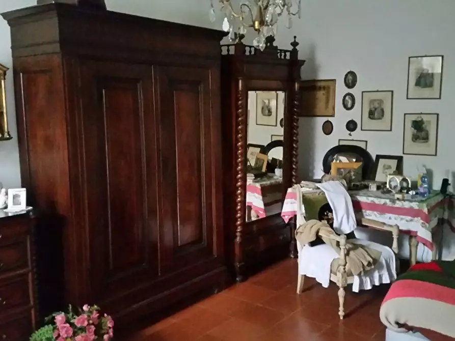 Immagine 8 di Rustico / casale in vendita  a Pisa