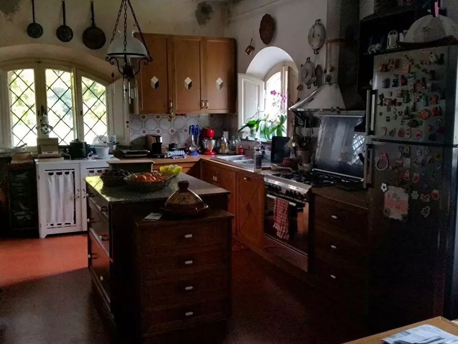 Immagine 1 di Rustico / casale in vendita  a Pisa