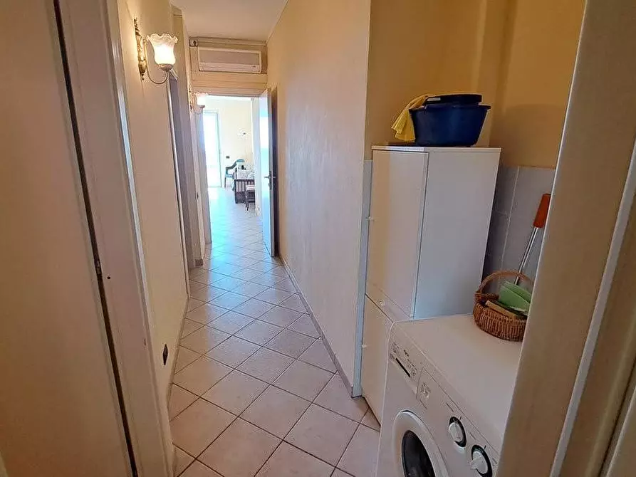Immagine 8 di Appartamento in vendita  a Rosignano Marittimo