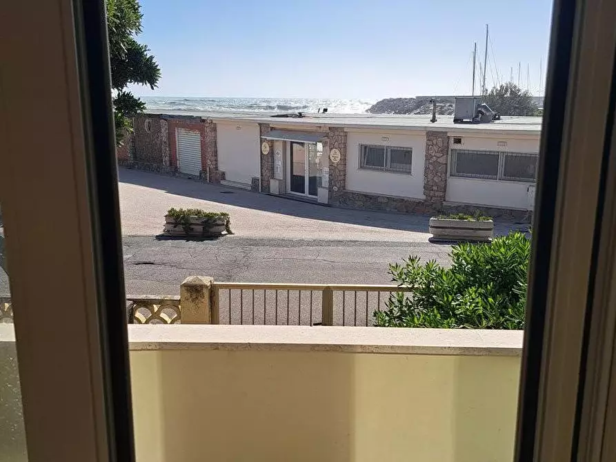 Immagine 14 di Appartamento in vendita  a Rosignano Marittimo