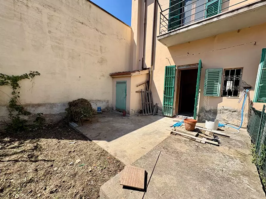 Immagine 18 di Appartamento in vendita  a Empoli