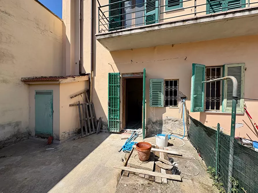 Immagine 20 di Appartamento in vendita  a Empoli