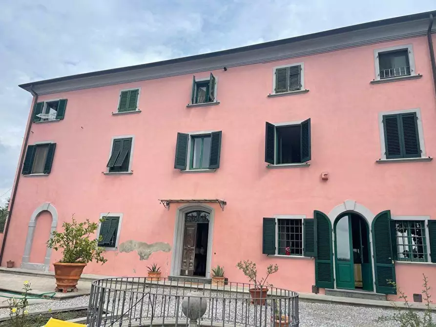Immagine 27 di Villa in vendita  a Crespina Lorenzana