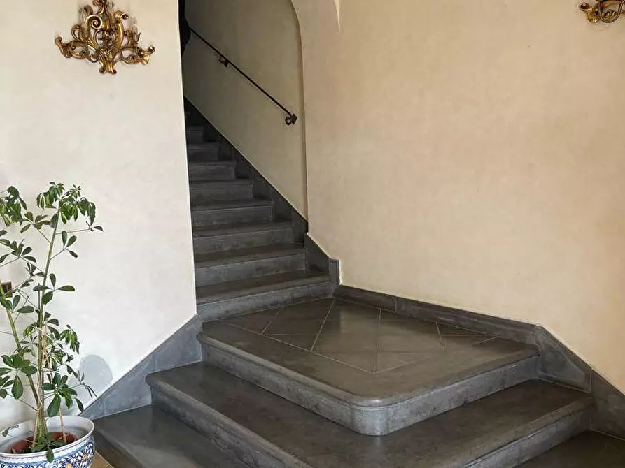 Immagine 26 di Villa in vendita  a Crespina Lorenzana
