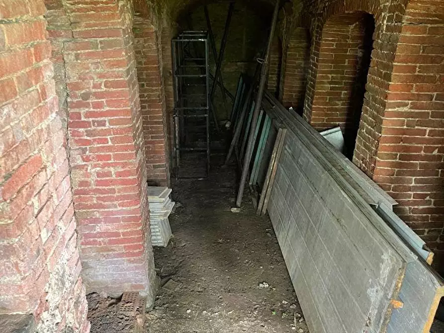 Immagine 54 di Villa in vendita  a Crespina Lorenzana