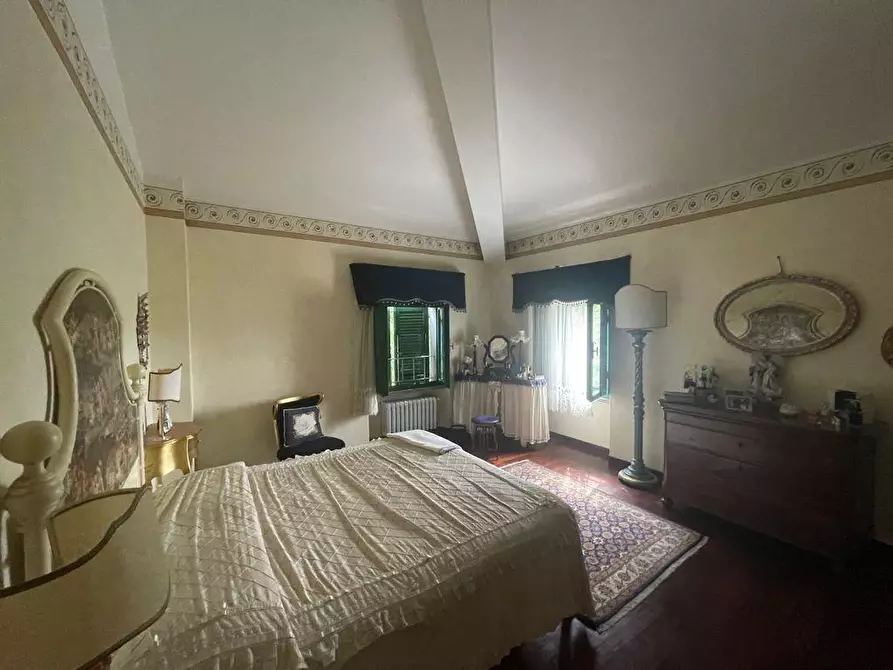 Immagine 17 di Villa in vendita  a Crespina Lorenzana