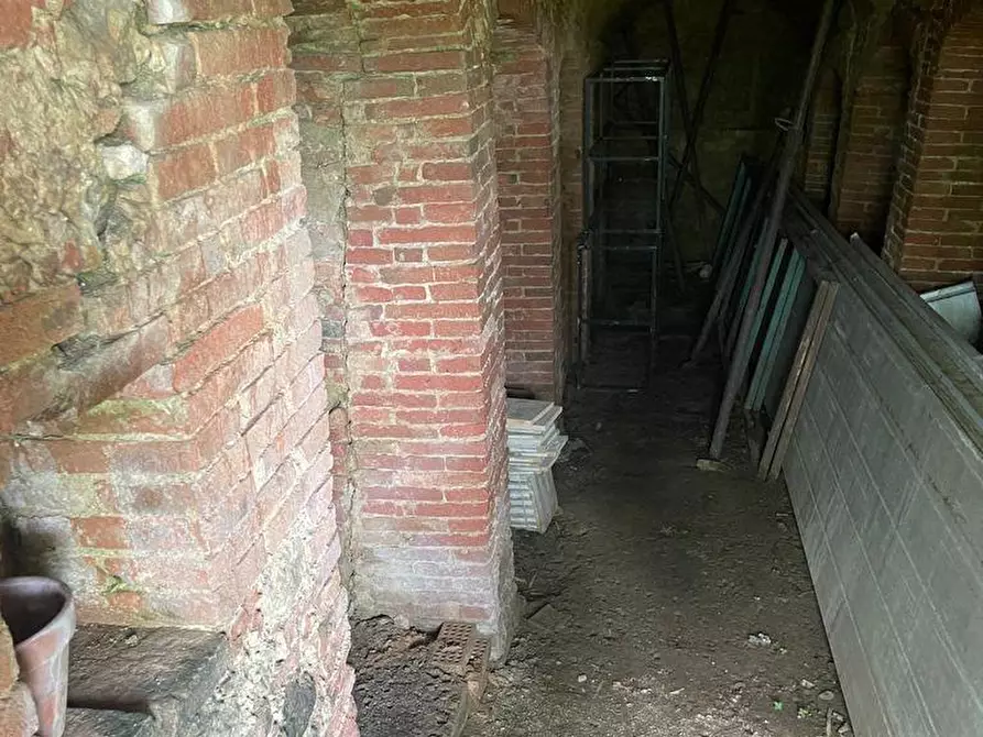 Immagine 55 di Villa in vendita  a Crespina Lorenzana