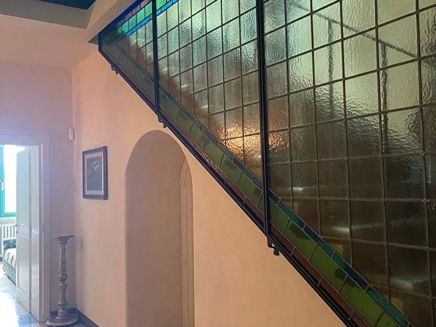 Immagine 10 di Villa in vendita  a Crespina Lorenzana