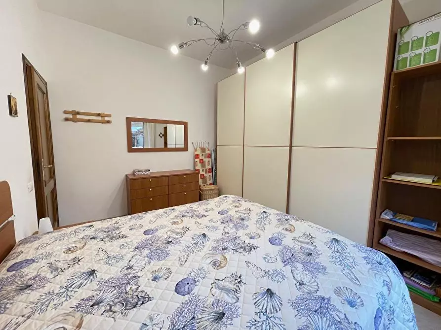 Immagine 9 di Appartamento in affitto  a Camaiore